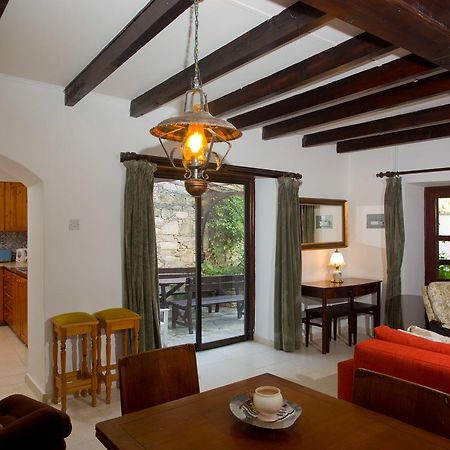 Vila The Old Olive Mill House By Trulycyprus Dhoros Exteriér fotografie